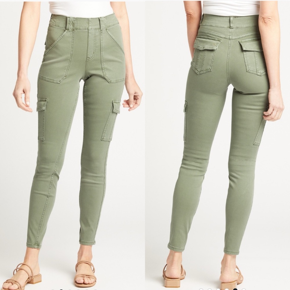 Spanx Stretch Twill Ankle Cargo Pant
